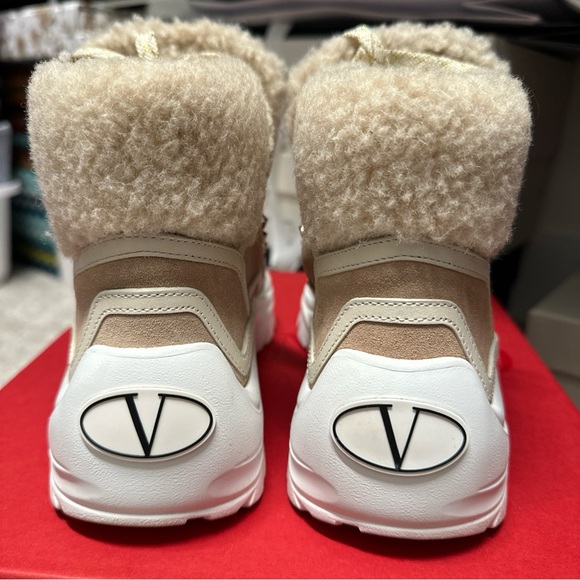 Valentino Womens Gumboy Mid Top Shearling Sneakers SZ 35 $1050 Worn Once - Picture 6 of 9